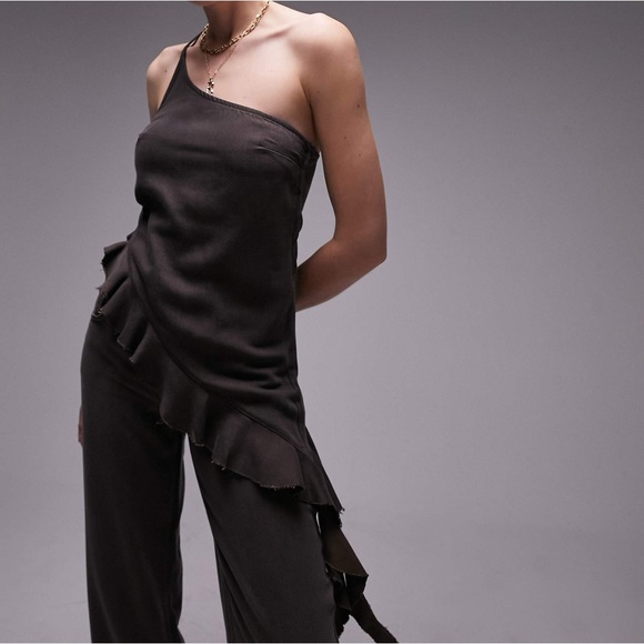 TOPSHOP Denim Asymmetric Cami w/ Ruffle Hem in Brown Twill - Picture 2 of 6
